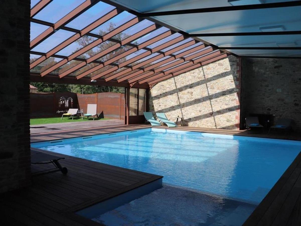Gite 18Eme Renove Avec Piscine Couverte, Terrasse, Loisirs Et Wifi - 6 Pers. - Fr-1-426-432 Les Herbiers Exterior photo